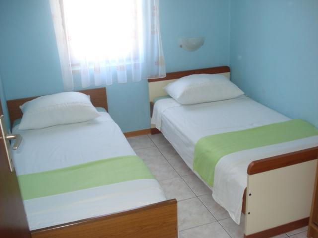 Apartments Zdenka 罗戈兹尼察 外观 照片
